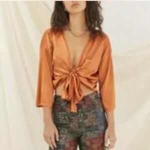 Urban Outfitters Nicole  Satin 3/4 Sleeves Tie-Front Top Women's Size Medium
